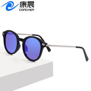 Gafas de Sol Ovaladas para Mujer, Montura Negra, Lentes TAC con Protección UV400, para Viajes, Conducir y Moda - Product Image 4