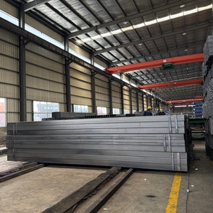 <span class=keywords><strong>Tube</strong></span> rectangulaire en <span class=keywords><strong>acier</strong></span> doux noir, vente directe d'usine en Chine, 50x30 <span class=keywords><strong>100x50</strong></span> 200x100 S235JR S355J2H, section structurelle - Product Image 6