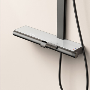 Juego de Ducha de Lujo de Tres Etapas con Acabado Gris Cepillado, Montado en la Pared, con Salida Inferior y Grifo de Ducha Superior Recubierto para Agua Fría y Caliente - Product Image 4
