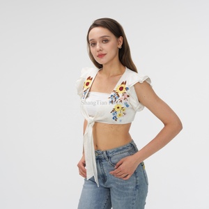 Pantalones Vaqueros de Mezclilla Elásticos para Mujer, Diseño Tradicional de Alta Moda, Color Azul Claro, con Abertura en el Bajo, Bordado Floral, Estilo OEM - Product Image 4