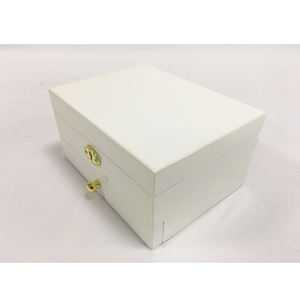 Boîte à bijoux en bois laqué haute brillance, grand rangement pour bijoux avec serrure et miroir pour boucles d'oreilles, colliers et bracelets - Product Image 2