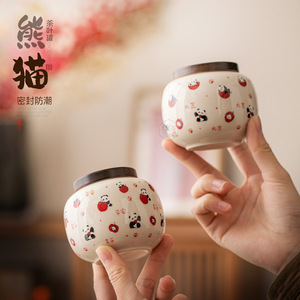 Boîte à thé Panda en céramique avec couvercle en bois, rangement hermétique pour thé, boîte cadeau taille S - Product Image 1