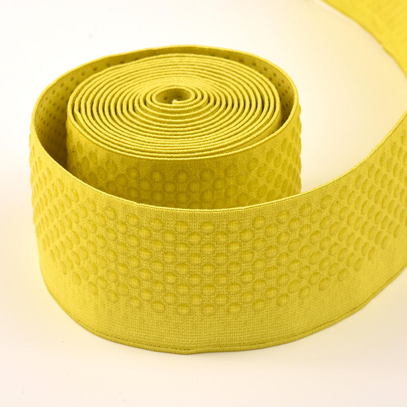 สีเหลือง