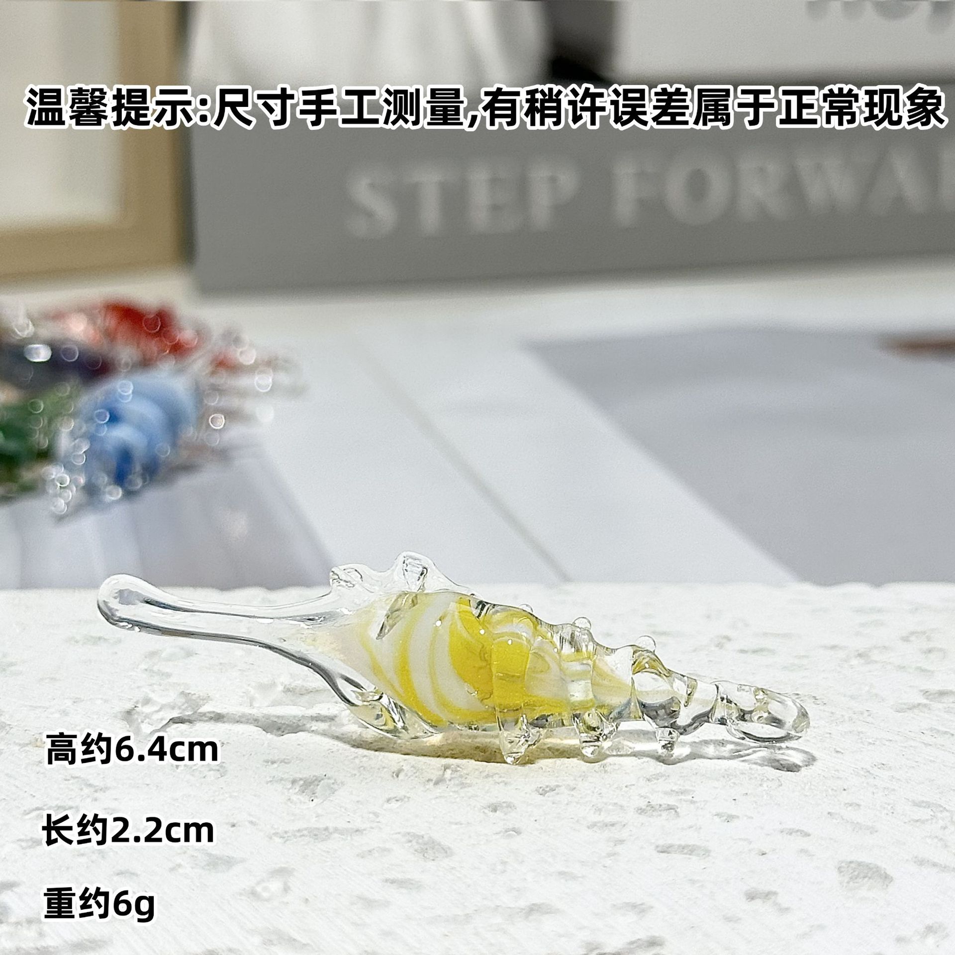 Yellow and White Wave style conch pendant