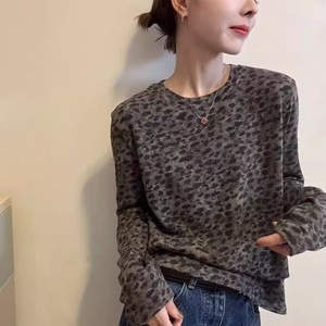 Leopard Print Long Sleeve T-Shirt Women Soft Knit Top Autumn Fashion Casual Inner Wear - Product Image 4