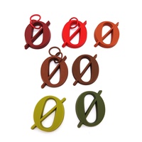 Écussons en caoutchouc PVC souple de haute qualité en forme de poisson YYX, étiquettes en silicone 3D gaufrées pour l'image de marque de vêtements haut de gamme, vente en gros