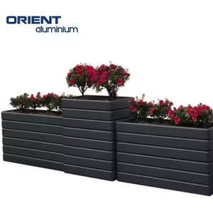Conception personnalisée pour l'extérieur, <span class=keywords><strong>jardinière</strong></span> en alliage d'<span class=keywords><strong>aluminium</strong></span> métallique, lit de jardin surélevé avec boîtier en <span class=keywords><strong>aluminium</strong></span> anodisé, boîtes à fleurs pour usage domestique - Product Image 1