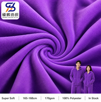 Tissu Velboa 100% polyester, poils courts et denses, teinture écologique. Parfait pour les jouets, les poupées, les coussins et les textiles de maison