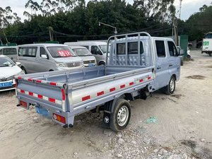 Camion Leggero Foton Xiangling M 1.5L Usato 2022, Cabina Doppia con Ruota Posteriore Singola, Economico e Resistente, Euro V - Product Image 1