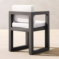 Ensemble de table à manger d'extérieur moderne en aluminium imperméable avec coussins à séchage rapide pour villa et restaurant