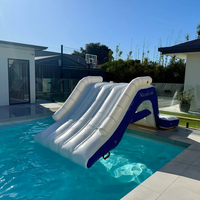 Plateforme de sécurité gonflable en bâche PVC durable pour toboggan de piscine