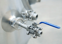 Nouvelle conception de fermenteur conique en acier inoxydable 304/316L de 2000L pour la brasserie, réservoir de stockage avec cuve sous pression et pompe