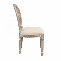 Chaise Louis en bois massif français avec dossier en rotin canné pour événements de mariage, banquets d'hôtel et salle à manger commerciale