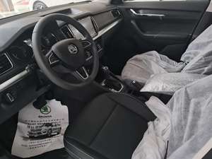 Skoda <span class=keywords><strong>Kamiq</strong></span> Gt1.5mpi 2025 Skoda <span class=keywords><strong>Kamiq</strong></span> GT SUV de 5 puertas y 5 plazas Coche nuevo Skoda <span class=keywords><strong>Kamiq</strong></span> Gt 1.5l Automático Edición Premium - Product Image 5