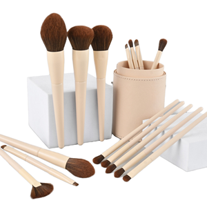<span class=keywords><strong>Pennelli</strong></span> Cosmetici Giallo <span class=keywords><strong>Crema</strong></span> All'Ingrosso, Alta Qualità, Cruelty Free, Vegani, Lussuosi, Personalizzabili con Logo, Pennello Correttore Viola Private Label - Product Image 1