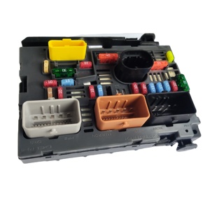 9807028780 pièces automobiles moteur boîte à fusibles BSM sous capot accessoire pour citroën Berlingo C4 C8 Peugeot Partner 308 - Product Image 1