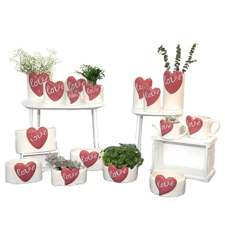 In magazzino decorazioni moderna fioriere da giardino Amore a forma di cuore modello di vaso di fiori In ceramica