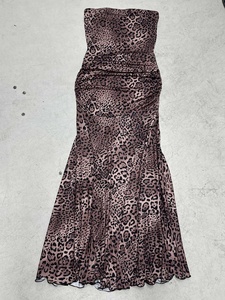Vestido largo acampanado con espalda descubierta, diseño estilo francés maduro, estampado de leopardo, cintura fruncida, bustier elástico, vestido maxi. - Product Image 6