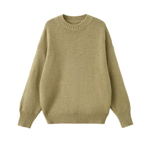 Suéter clásico para mujer diseñado para comodidad diaria, fácil de usar y para capas informales en cualquier clima. - Product Image 1