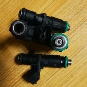 三轮车ATV UTV汽车配件<span class=keywords><strong>2</strong></span>缸0.6L Sqr272燃油喷射器火花塞适用于奇瑞发动机 - Product Image 2