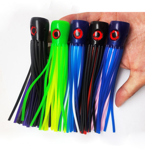 Señuelos de 6 y 8 pulgadas tipo Stubby Chugger, faldas de calamar con cuerpo similar a la carne de pulpo, versátiles para cebo de pez vela, marlín y mahi en agua salada. - Product Image 1