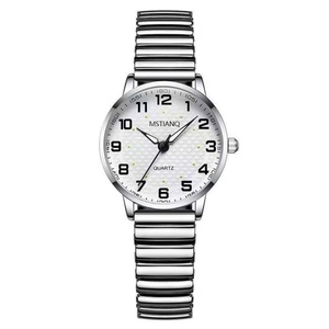 Montre à quartz élégante avec bracelet en acier - Product Image 4