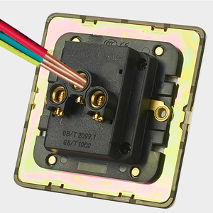 Interrupteur à bascule <span class=keywords><strong>vintage</strong></span> en métal LangYeao, prise murale ultra-mince en laiton massif avec panneau en acier inoxydable, USB Type C et obturateur de sécurité - Product Image 5
