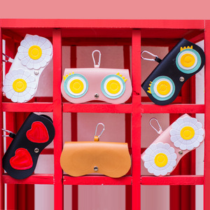 Custodia per <span class=keywords><strong>occhiali</strong></span> <span class=keywords><strong>da</strong></span> sole portatile in pelle coreana custodia protettiva per <span class=keywords><strong>occhiali</strong></span> <span class=keywords><strong>da</strong></span> sole antistress - Product Image 3