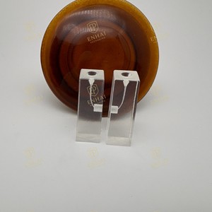 Bloc de résine pour canal radiculaire unique, haute transparence, modèle pédagogique dentaire pour démonstration et expérimentation en sciences médicales - Product Image 1