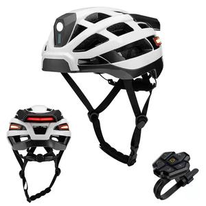 <span class=keywords><strong>Casco</strong></span> Inteligente Bluetooth Profesional para Hombres y Mujeres con Señales de <span class=keywords><strong>Giro</strong></span> para Montar en Bicicletas, Bicicletas de Equilibrio y Patinetes. - Product Image 4