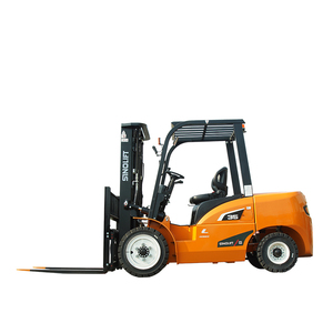 מלגזה מאוזנת פנימית בעלת מנוע בעירה פנימית L SERIES PRO 2.0-3.8T - Product Image 4