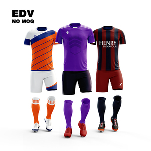 Yeni tasarım renk kombinasyonu futbol forması - Product Image 1