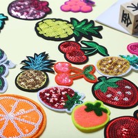 Appliques tendance pour l'été : Série fruits scintillants (raisins, pommes, oranges) pour vêtements, sacs et coques de téléphone DIY