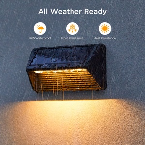 Lampes solaires LED étanches IP65 pour jardin, patio extérieur, murs et escaliers – Éclairage solaire lumineux pour marches et clôtures - Product Image 4