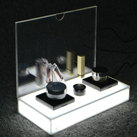 Présentoirs de Comptoir en Acrylique pour Maquillage avec Éclairage LED – Supports Personnalisés pour Boutiques de Détail – Présentoir en Acrylique pour Cosmétiques