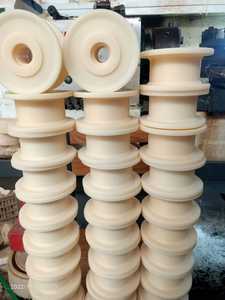 Pulegge in nylon con puleggia grande in plastica con scanalatura a U/V personalizzata per fune metallica - Product Image 5