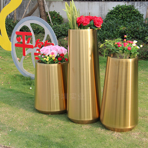 Pots de fleurs circulaires en acier inoxydable chromés, jardinières d'extérieur, design moderne minimaliste - Product Image 4