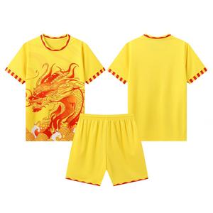 Klassische Retro-Design Fußballtrikots OEM-Service Atmungsaktiv Antibakteriell Rundhals Kurzarm 100% Polyester TGA Marke für - Product Image 2