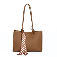 Bolso Tote de Piel Sintética para Mujer con Estampado de Puntos, Cierre Magnético, Cremallera, Bolso de Hombro para Trabajo, Base con Remaches, Personalizado OEM al por Mayor