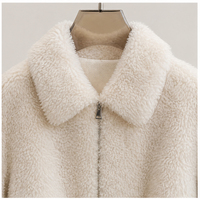 Veste courte Teddy en pure laine pour femme, col rabattu, fermeture éclair, coupe ample, en laine granulaire