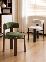 Chaise de salle à manger en bois massif de style moderne du milieu du siècle, fauteuil à dossier en velours côtelé français, chaise à dossier rembourré de designer nordique haut de gamme