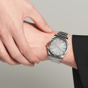 Montre-bracelet classique minimaliste pour homme avec affichage de la date, montre de ville décontractée, bracelet en acier inoxydable, boîtier poli - Product Image 2