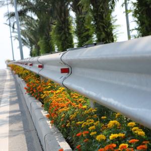 Barandilla de haz W para transporte en carretera - Product Image 2