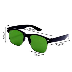 <span class=keywords><strong>Lunettes</strong></span> <span class=keywords><strong>de</strong></span> protection spécialisées <span class=keywords><strong>pour</strong></span> soudeurs, photochromiques, anti-éblouissement, résistantes aux chocs, aux éclaboussures et aux rayures, monture intégrale - Product Image 5