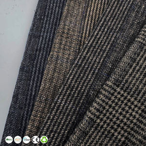 Tissu en tweed à carreaux bleu-noir 30% laine 70% tissu en polyester tissu tissé à texture claire pour la fabrication de manteaux et de vestes pour hommes - Product Image 1