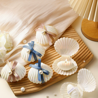 Moderne Handgemachte Organische Muschelförmige Sojawachs-Duftkerze in Muschelbox mit Perlenband Hochzeitsgeschenk Brautparty-Geschenk Weihnachtsgeschenk