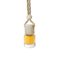 Vente en gros de 10ml bouchon en bois transparent vide diffuseur de voiture bouteille désodorisant de voiture avec bâton diffuseur à roseaux et pince pour évent