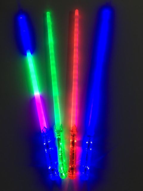 Light-up Toys 30 LEDs Lightsaber Children's Colorful Luminous Flashing Space Sword Starwars Classic Toys LED Light Saber