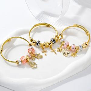 Bracelet unisexe Zeadear réglable en acier inoxydable 304/316L avec pendentif croix en cristal zircon plaqué or 18 carats européen - Product Image 3