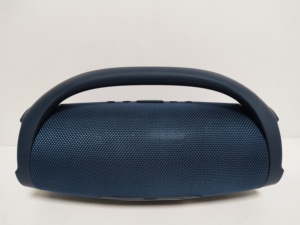 BOOMBOX Altavoz Portátil con Micrófono, Bajos Profundos, Resistente al Agua, Bluetooth, para Camping, Playa y Fiestas - Product Image 4